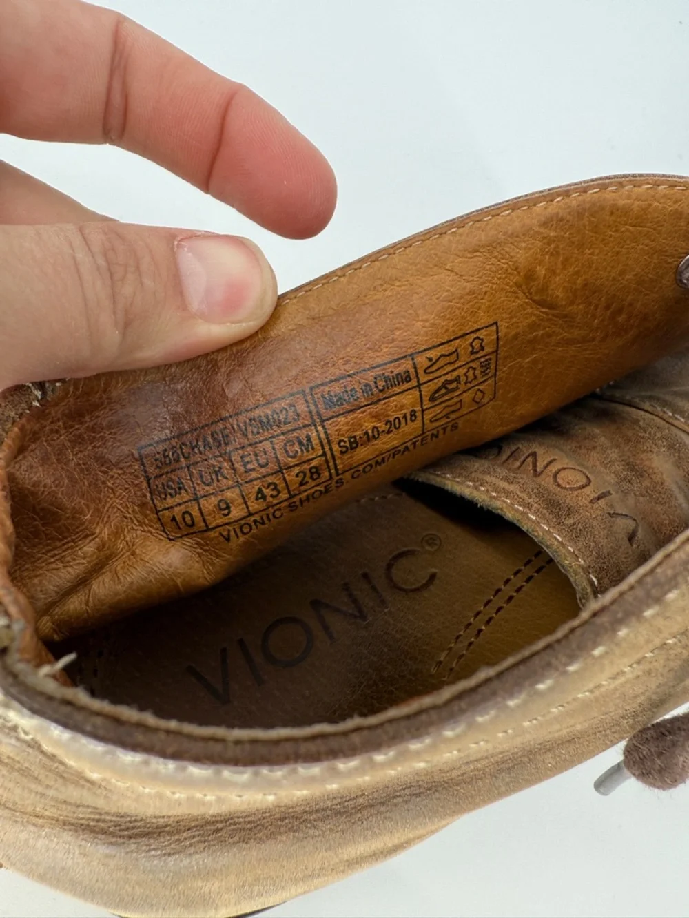 Vionic Chase Chukka Boots Men’s Size 10